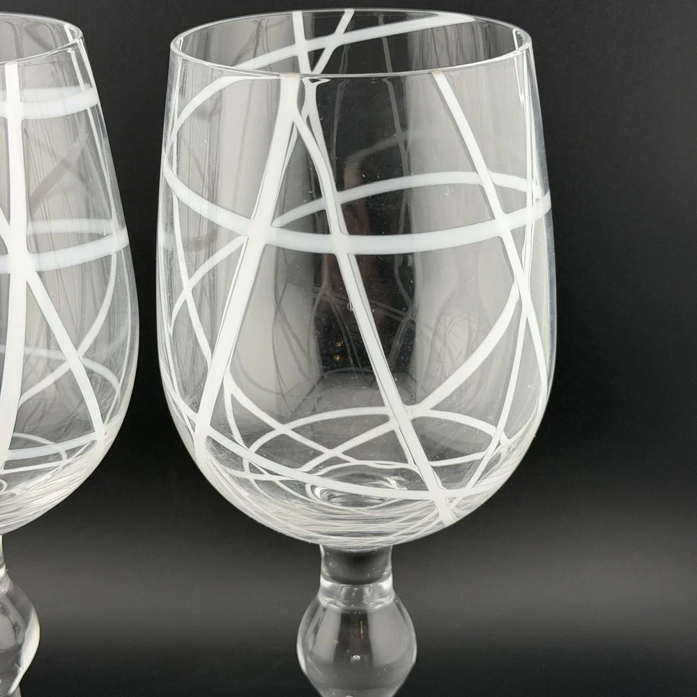 Pier 1 Slanted Lines Clear White Wine Glasses 16 Oz Water Goblets Set Of 2